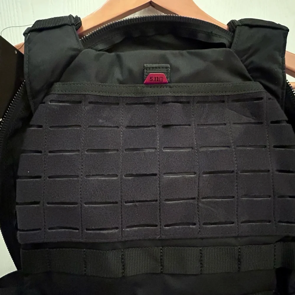 5.11 Tactical ABR Plate Carrier - NWT - Picture 2 of 10